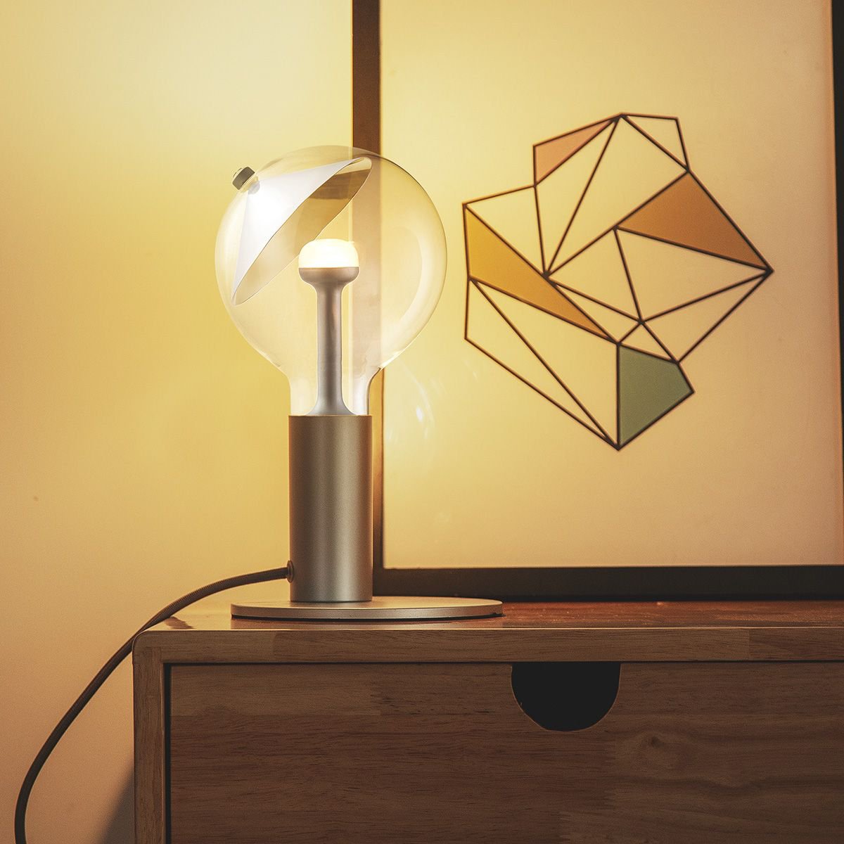 Home Sweet Home dimbare LED lamp Cone zilver G120 E27 5W 400Lm