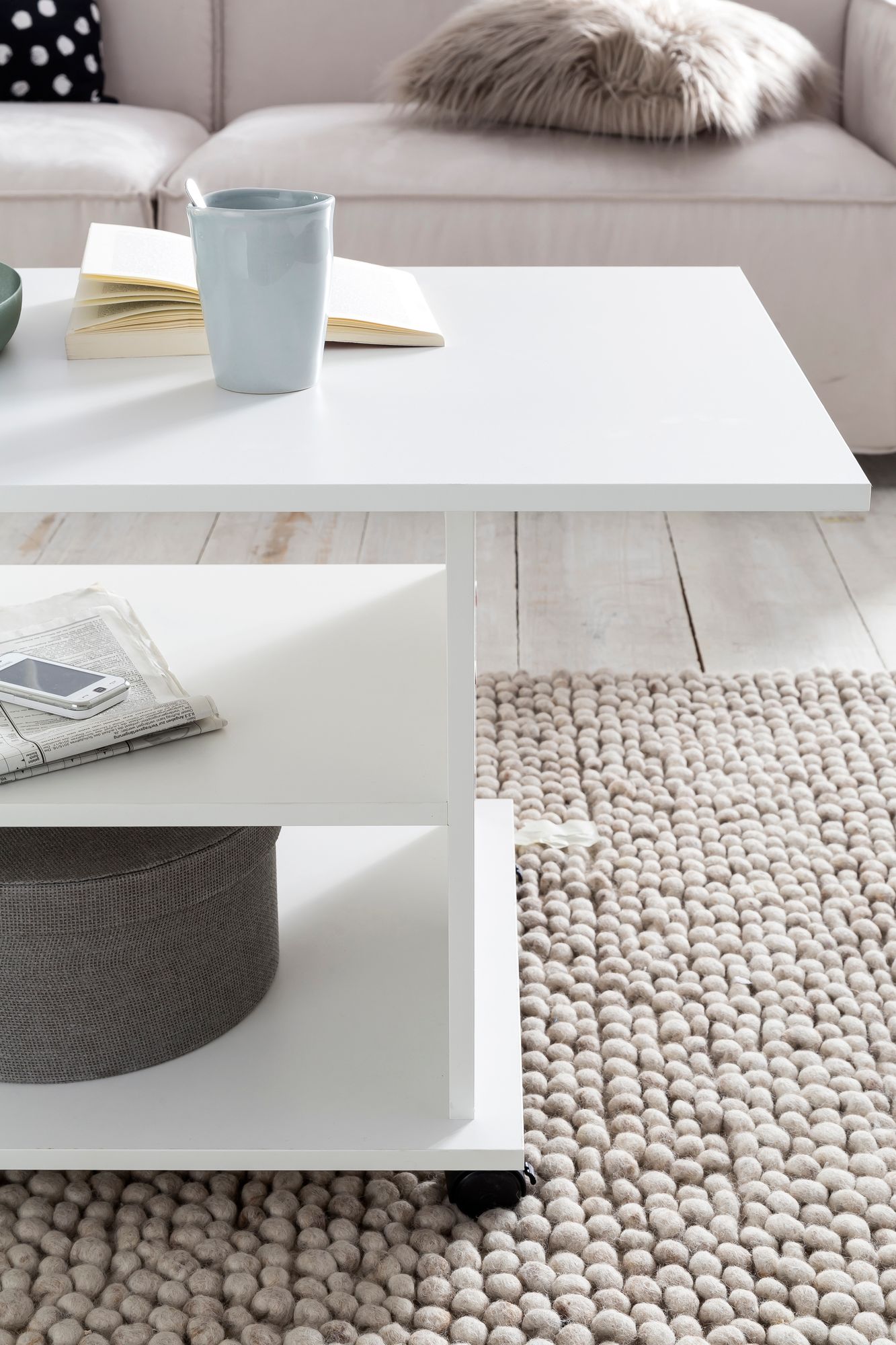 Design coffee table 95 x 51 x 54.5 cm White Rotatable with wheels