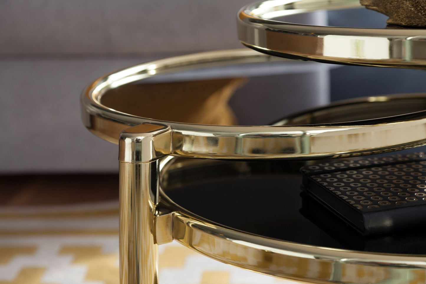 Salontafel SUSI met 3 tafelbladen Zwart / Goud 58 x 43 x 58 cm | Bijzettafel rond | Ontwerp salontafel glas / metaal | Designtafel met glazen tafel modern | Kleine salontafel