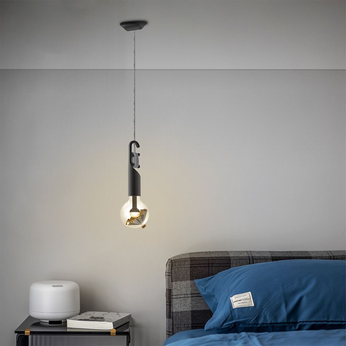Home Sweet Home Hanglamp Move Me - Twist Cone 5.5W 2700K zwart-goud