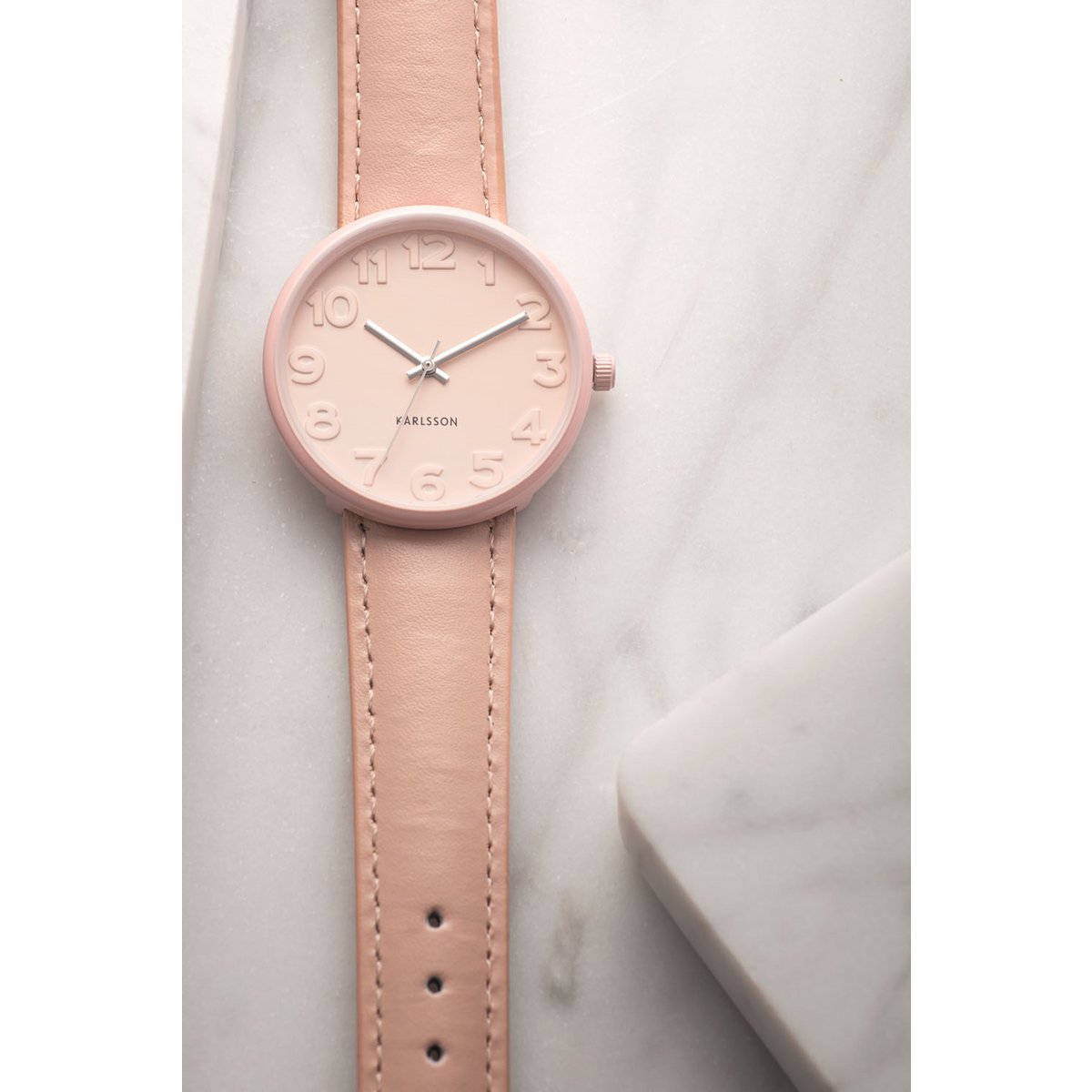 Kijk mevrouw Pink Steel