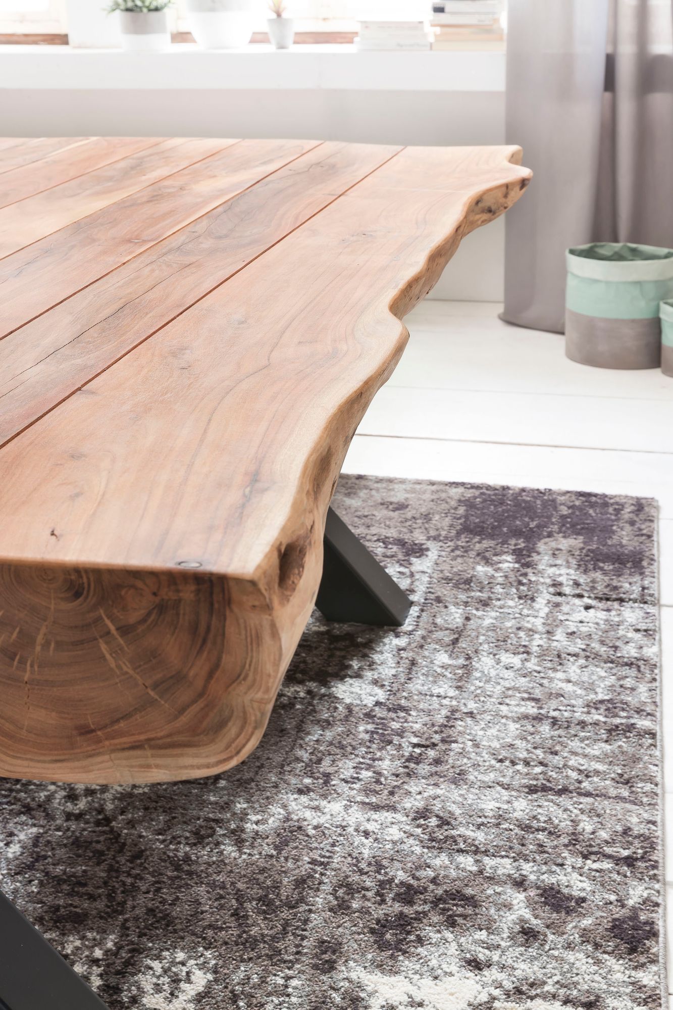 Eetkamertafel/ Boomstamtafel Hugo