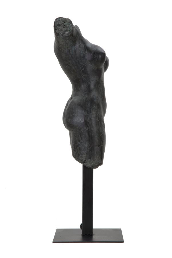 Sculptuur Museum Woman 19×17×50 cm