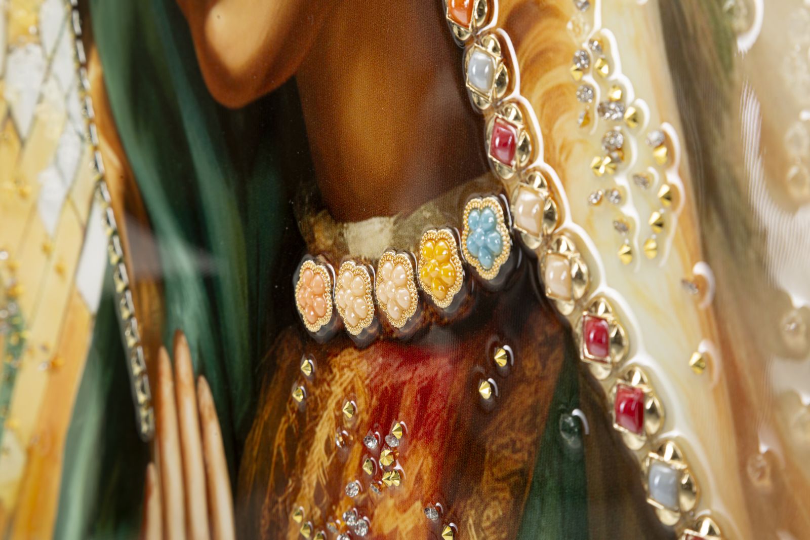 Schilderij On Canvas Lacquered Madonna -a- With Frame 72×4×102 cm