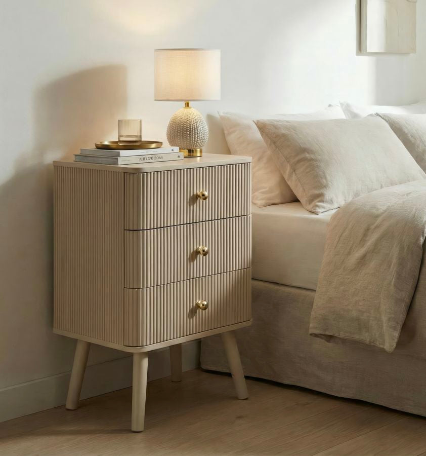 Nachtkastje Shy Bedside 3 Drawers 37,5×34×61 cm