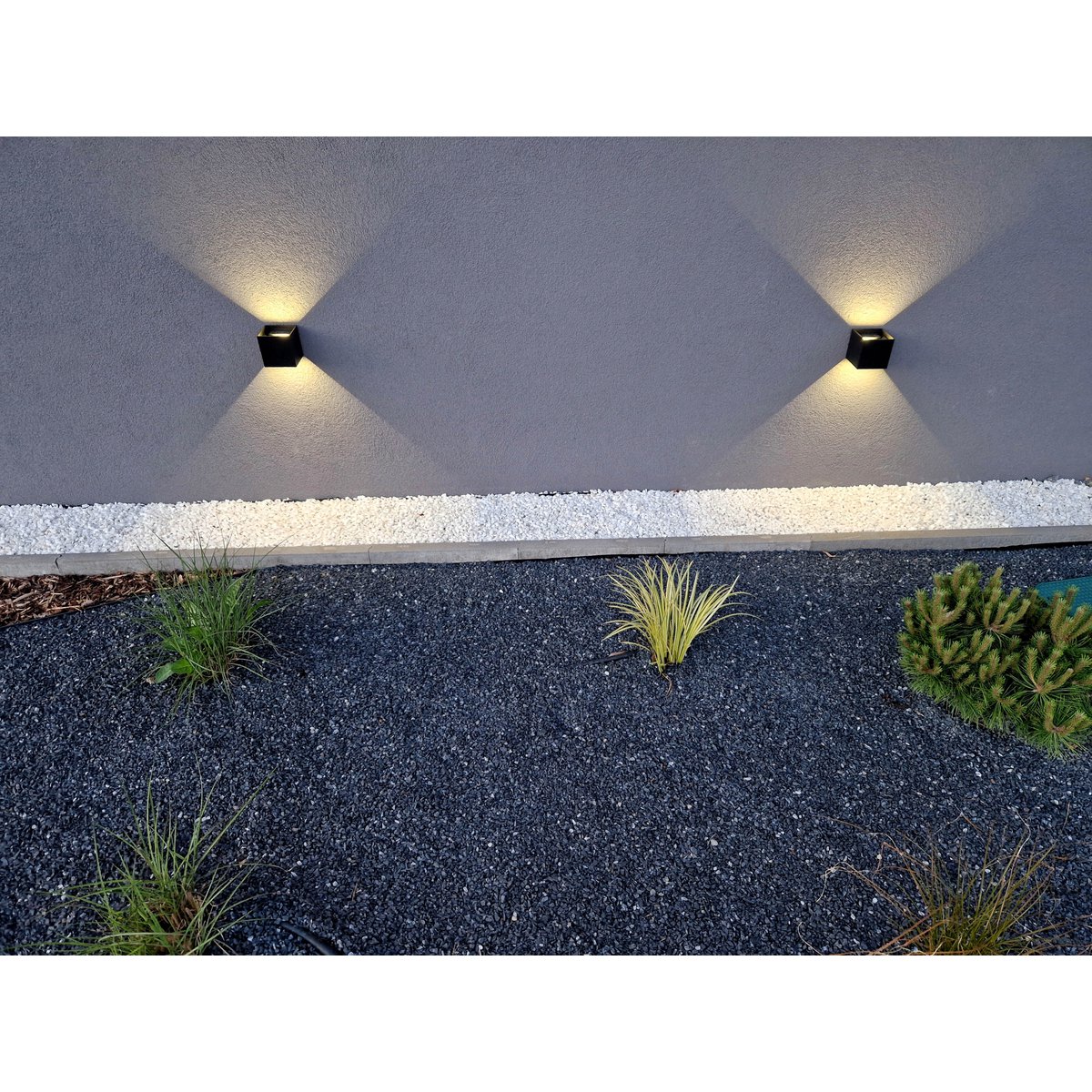 Cordy-wall licht "kubus" magnetisch, ca. 10 x 10 cm, gemaakt van black metal, met bewegingssensor