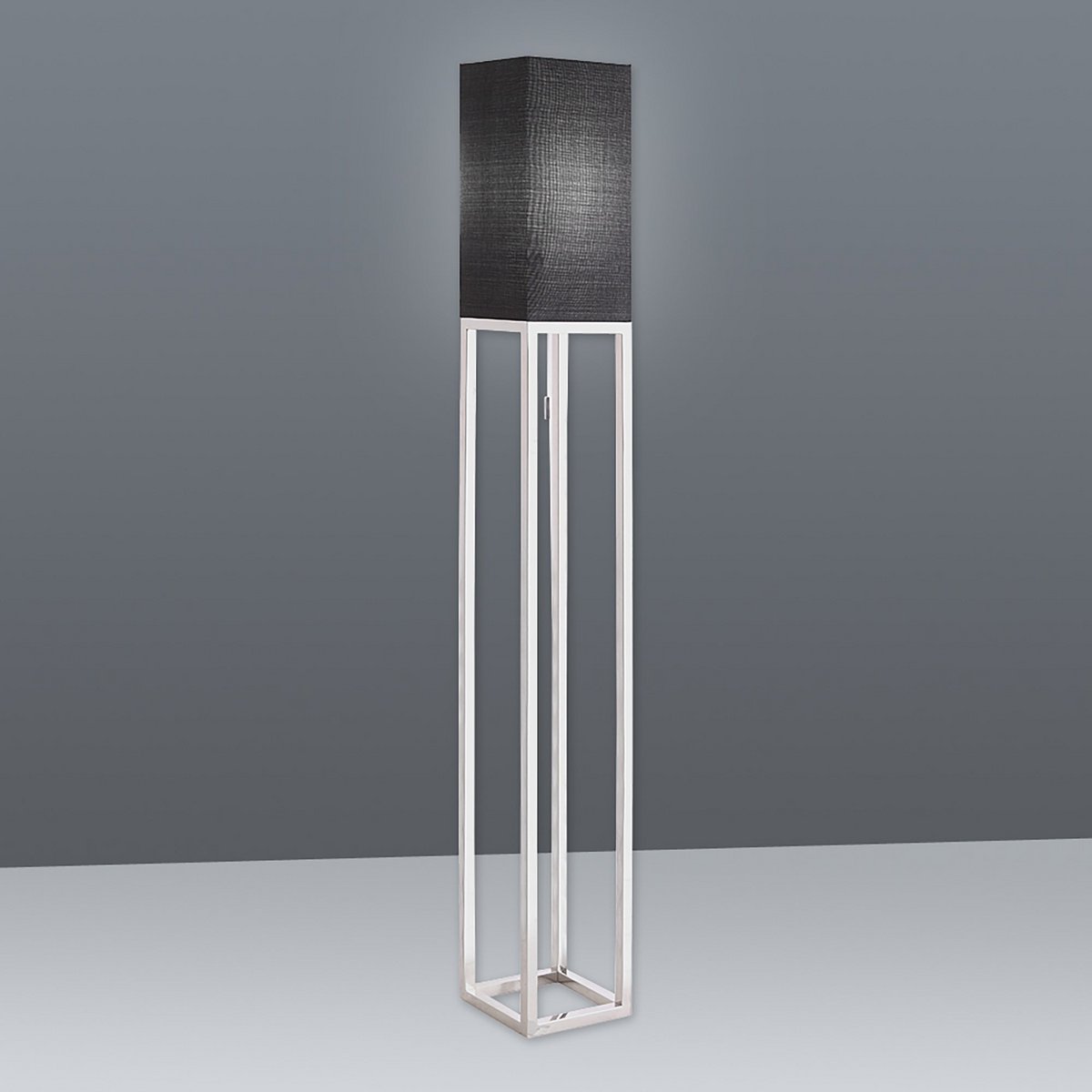 Staande lamp "Alfa", moderne vloerlamp gemaakt van metaal en textiel in chroom/donkergrijs, met E27 -aansluiting, 150,5 cm hoog, chique lamp voor gang, woonkamer en kantoor