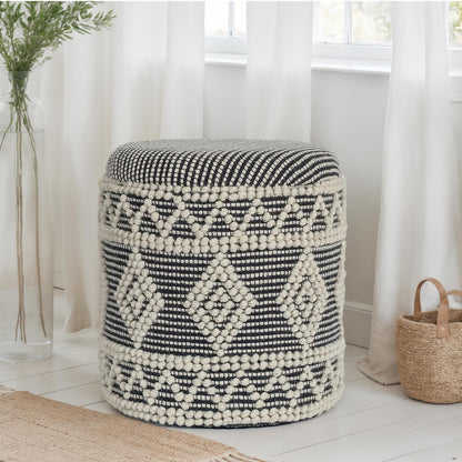Wollen kruk Ø 40 x 45 cm Grijs-crème ronde Boho kruk