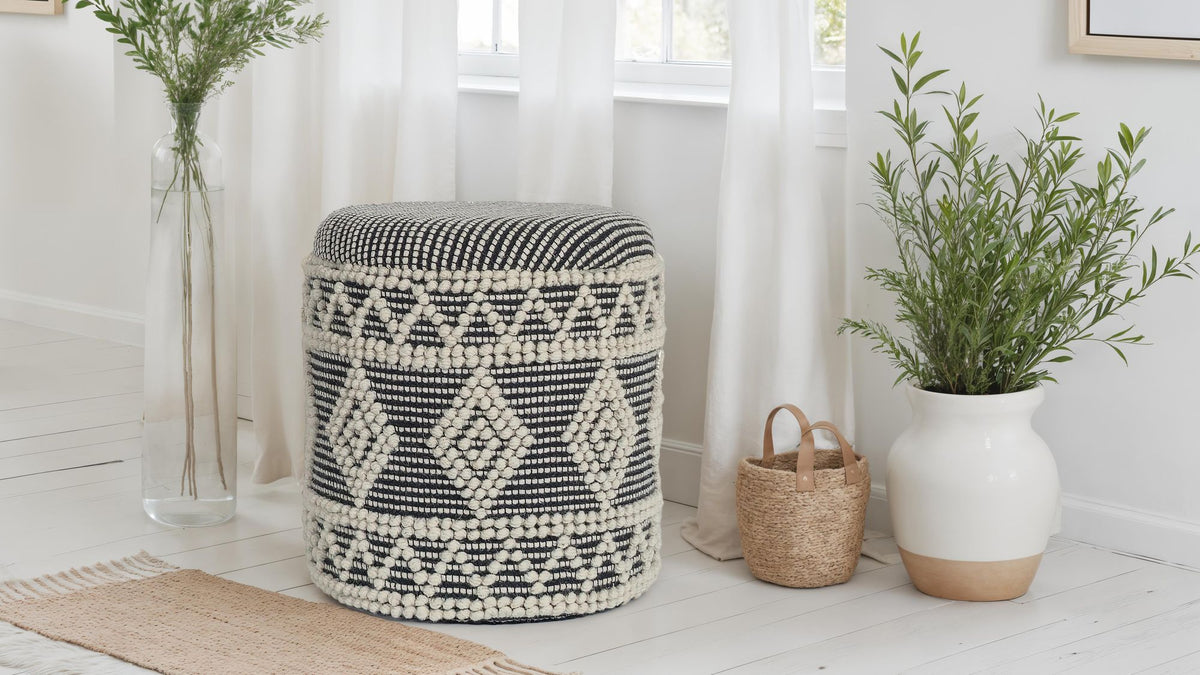 Wollen kruk Ø 40 x 45 cm Grijs-crème ronde Boho kruk