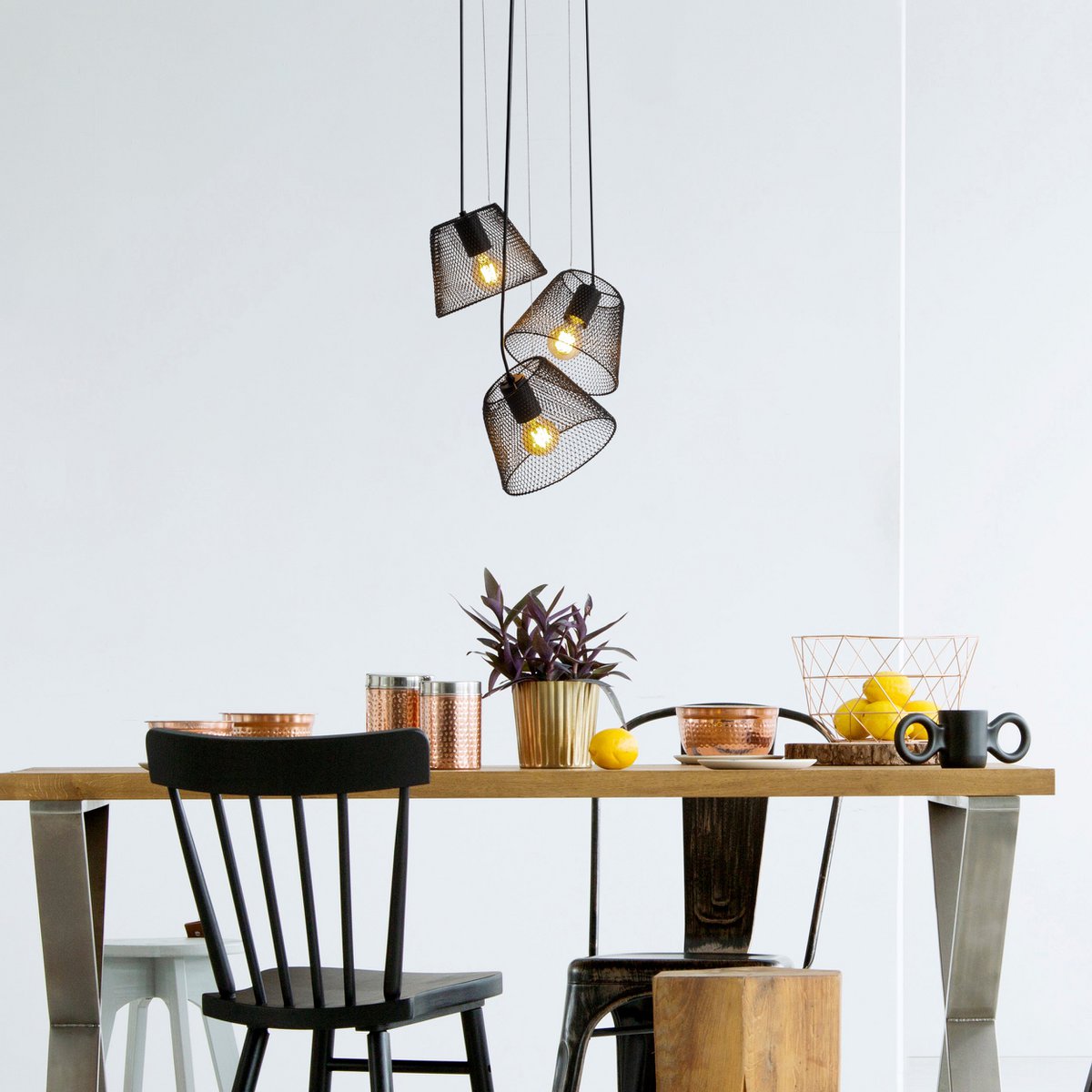 3-zits hanglamp "Korie" hanglamp gemaakt van metaal in zwart, met E27-versies, Ø30cm, voor woonkamer en kantoor.