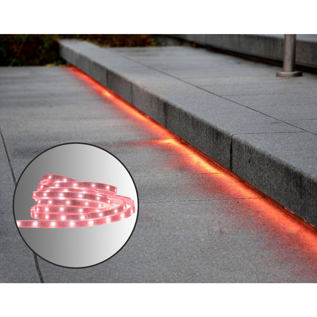 De LED "Stripe" buiten 500 cm, 24 watt, warm wit, met kleurwisselaar, dimbaar, inclusief afstandsbediening en accessoires