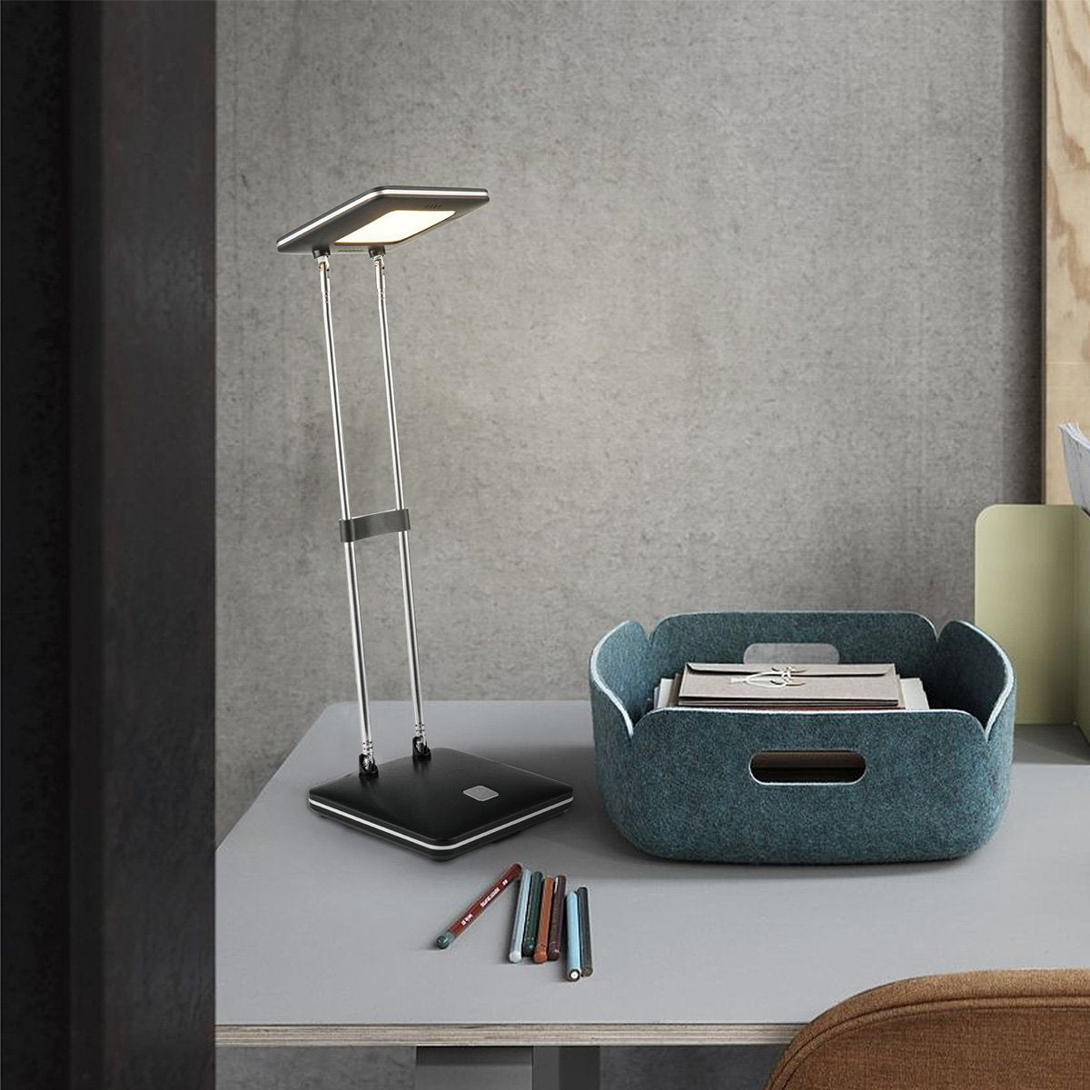 Home Sweet Home - Check Led Bureaulamp 3W Zwart - Verstelbare