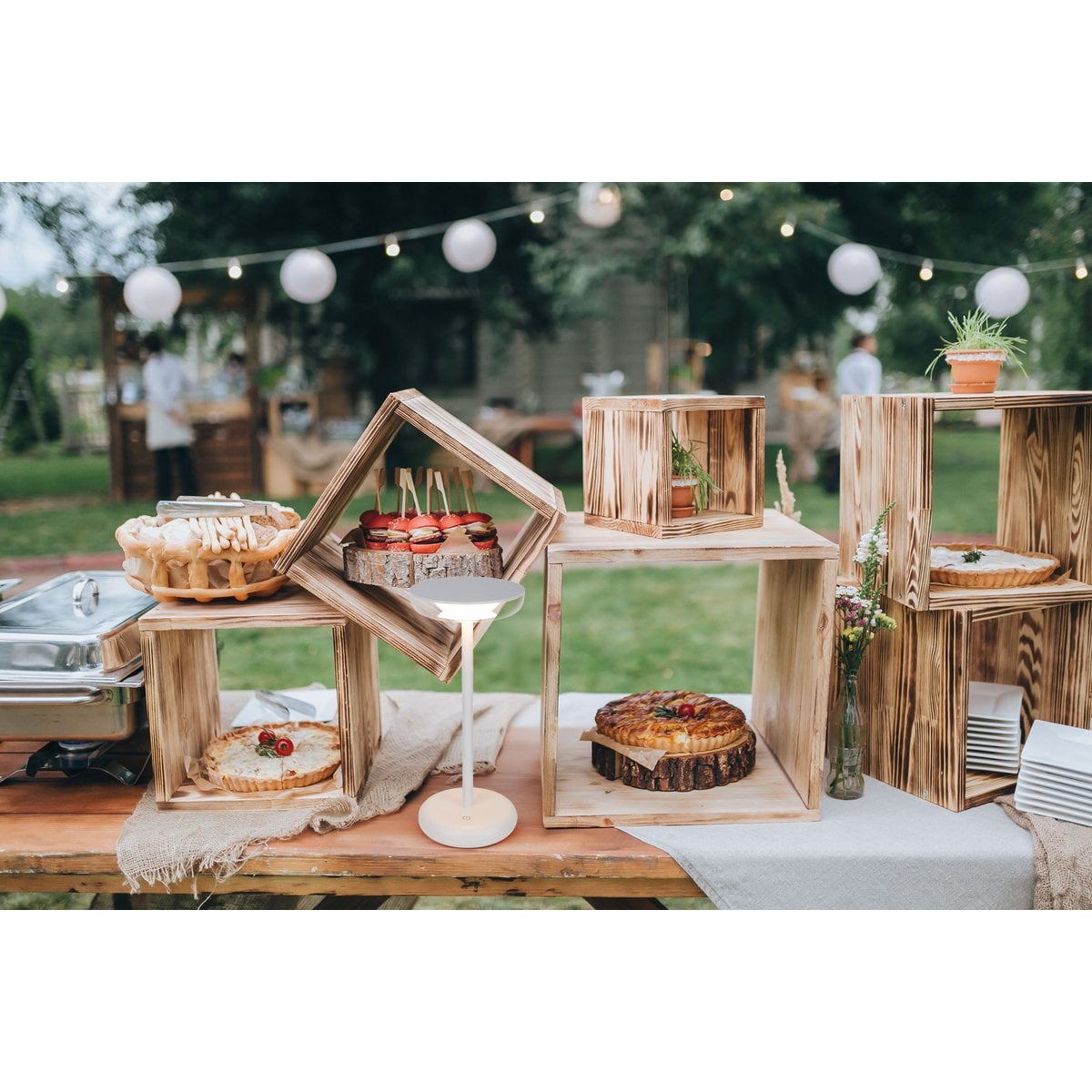 Noteloze tabletlicht "PASI" voor buiten en binnen, gemaakt van metaal en plastic in wit, dimbaar, met aanraking en geheugenfunctie, ca. 26 cm hoog