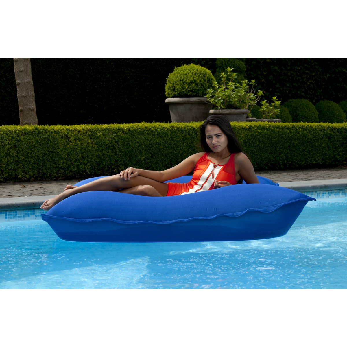 FLOAT BEANBAG ZWEMBAD - koningsblauw