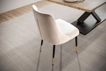 eetkamerstoel fluweelbeige keukenstoel met zwarte poten, schelpstoel modern, gestoffeerde stoel met stoffen bekleding, stoel bekleed met geïntegreerd rugkussen