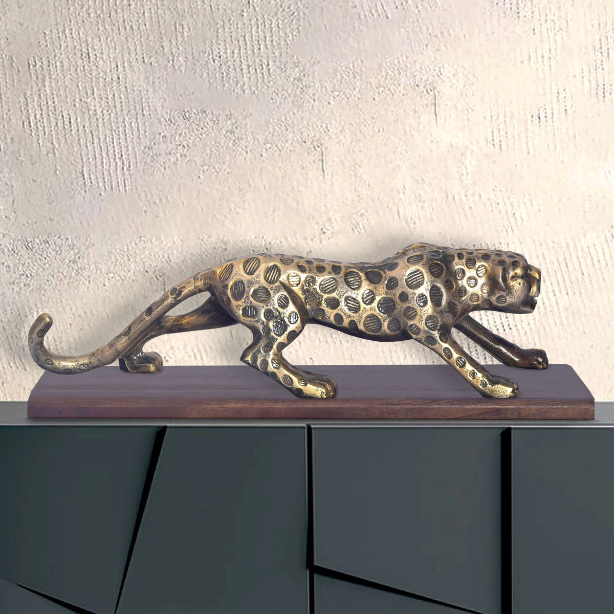 decoratieve figuur panter aluminium goud 63 cm met