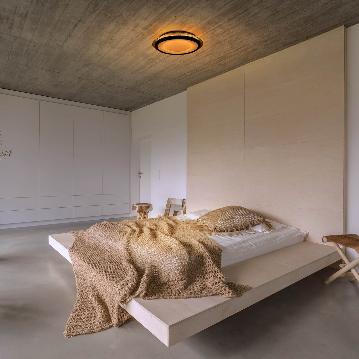 LED -plafondlicht "Canna" gemaakt van metaal en plastic, dimbaar met afstandsbediening, kleurverandering van warm wit naar koud wit naar kleurrijk, stevig ingebouwd -in LED's, plafondlamp voor woonkamer, eetkamer, keuken of gang met 45 cm diameter