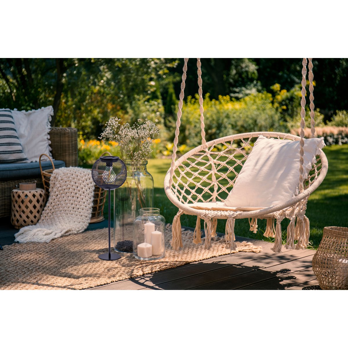 LED ZONNELIJKE LICHT "Geli", buitendecoratie gemaakt van metaal en plastic in het zwart, met stevig gebouwd -in LED