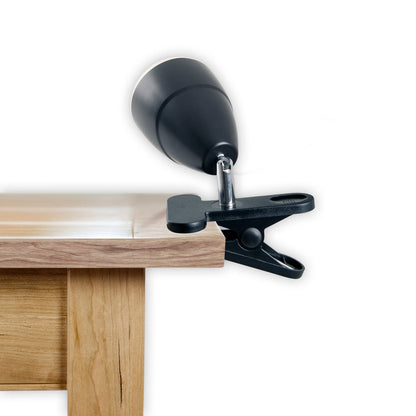 LED -klemlamp gemaakt van metaal en plastic in het zwart, met geïntegreerde LED's