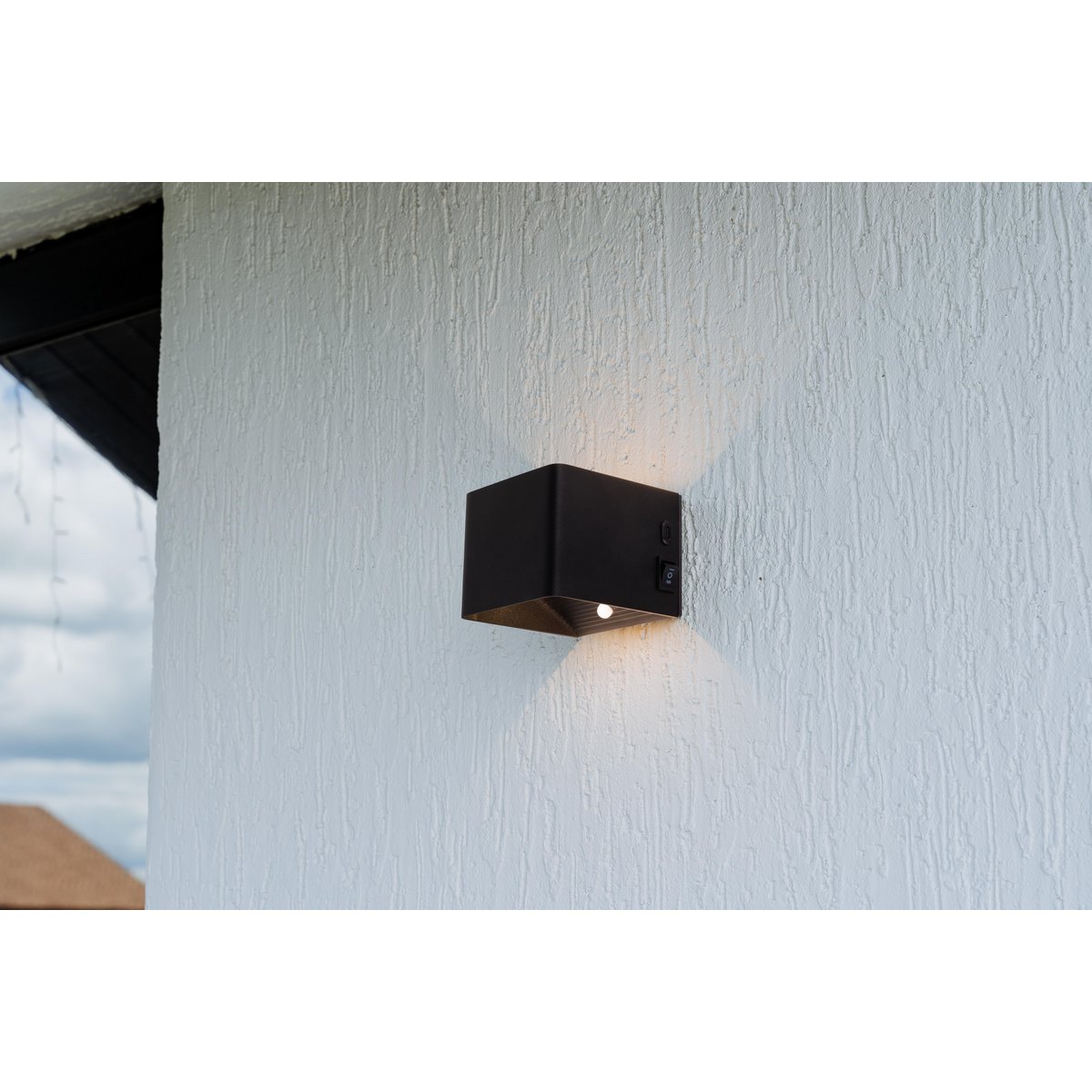 Cordy-wall licht "kubus" magnetisch, ca. 10 x 10 cm, gemaakt van black metal, met bewegingssensor